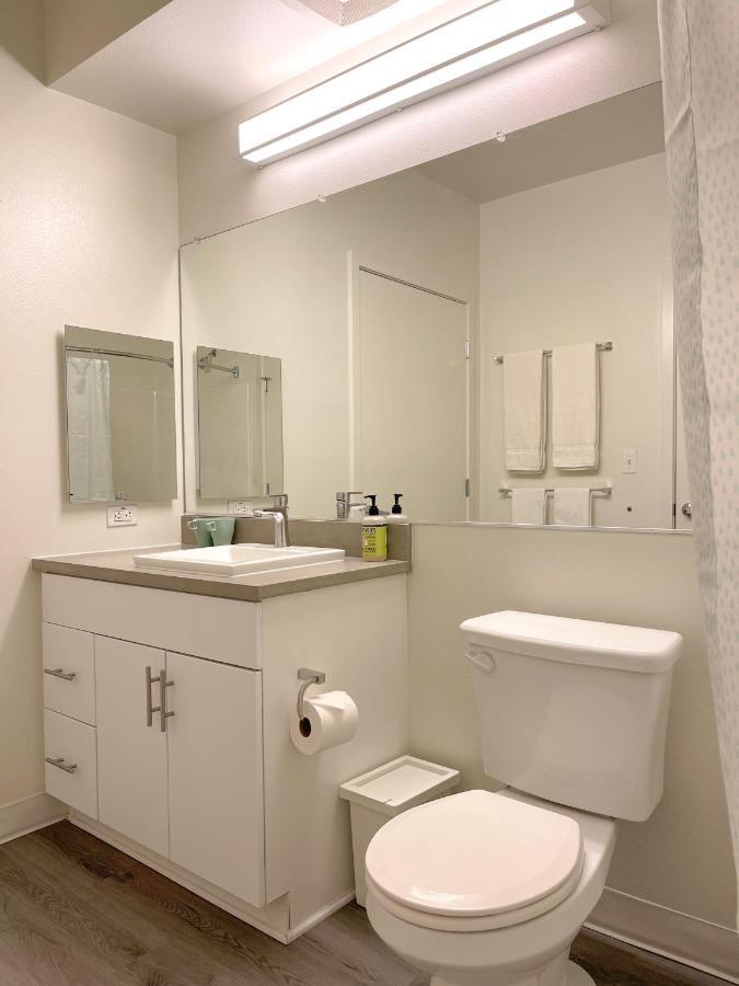 Spacious Entire Apt W Parking In Arts District Dtla B5 Los Angeles Exterior photo