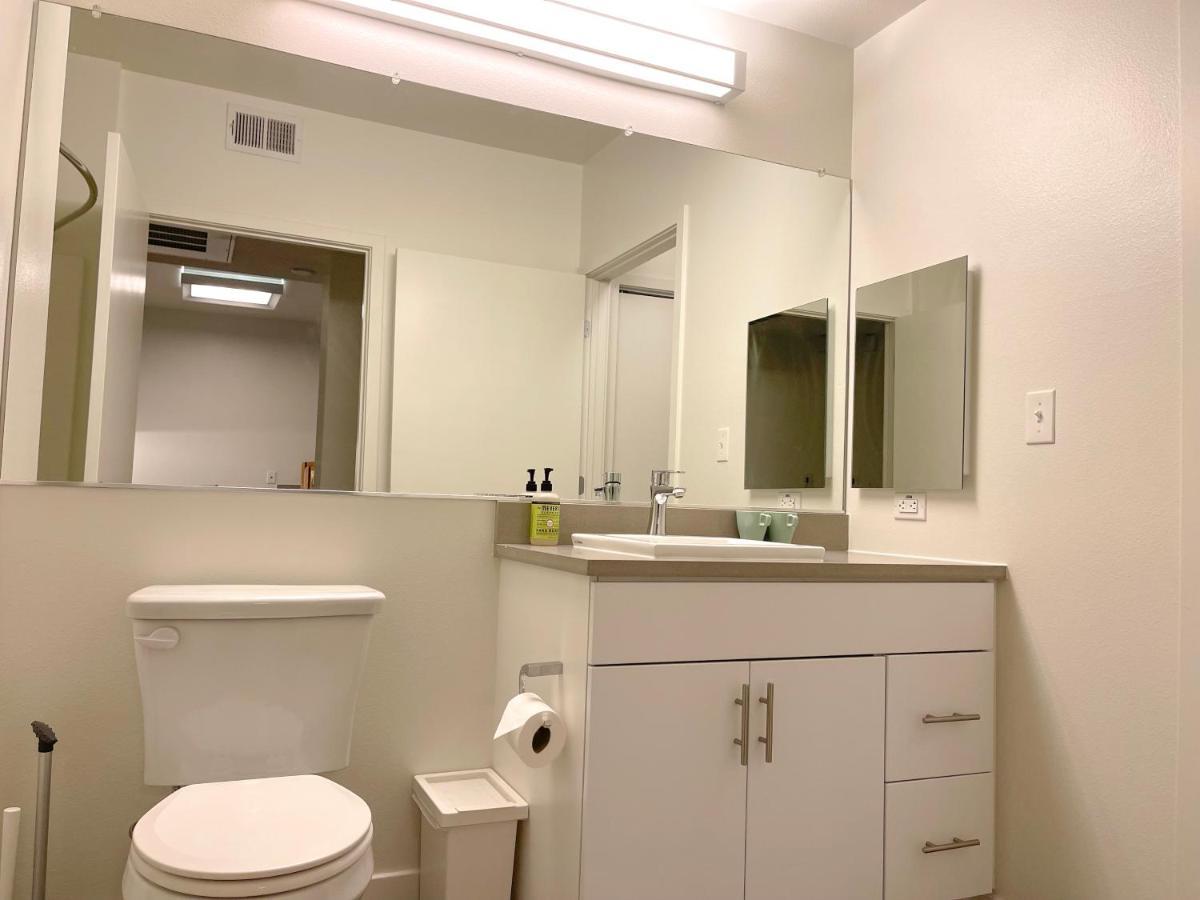 Spacious Entire Apt W Parking In Arts District Dtla B5 Los Angeles Exterior photo